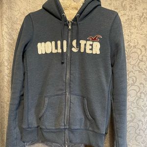 Hollister thick hooded sweatshirt